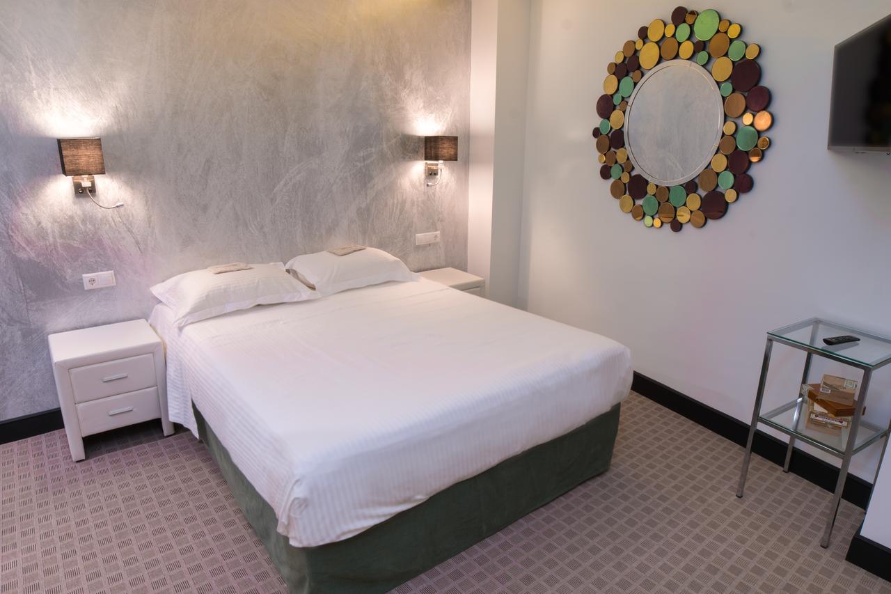 Andromeda Downtown Suites Aten Exteriör bild